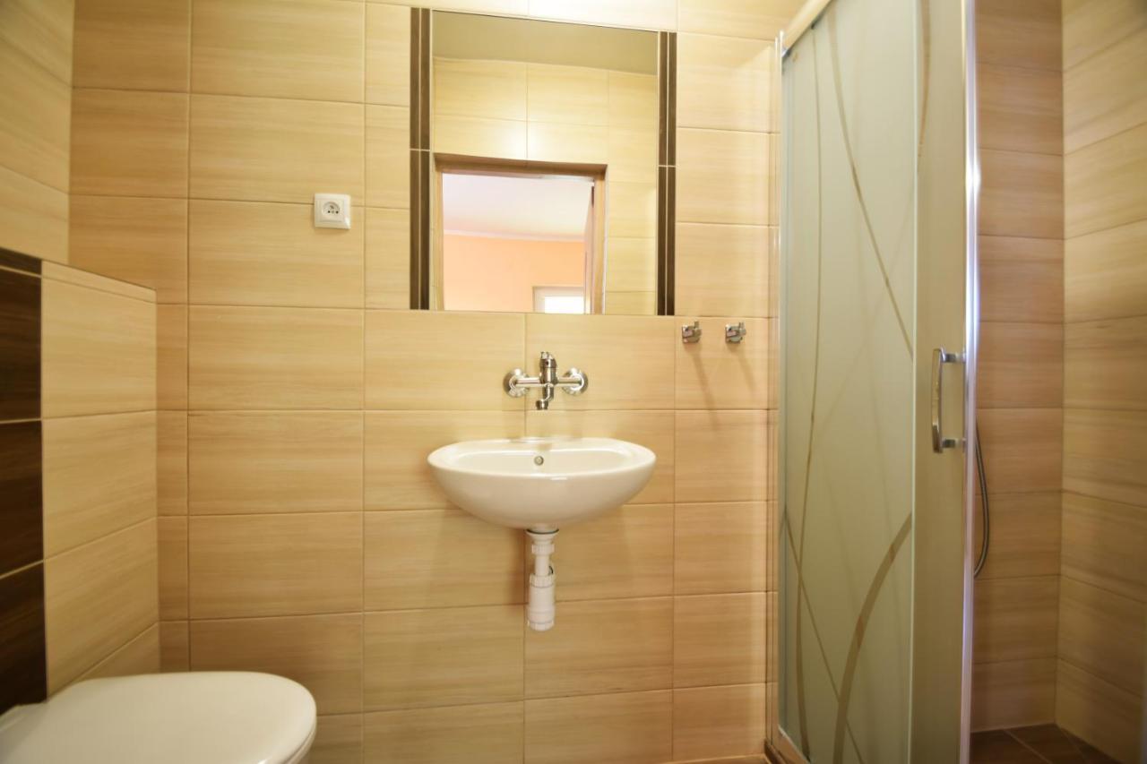 U Macieja Hotel Dźwirzyno Buitenkant foto