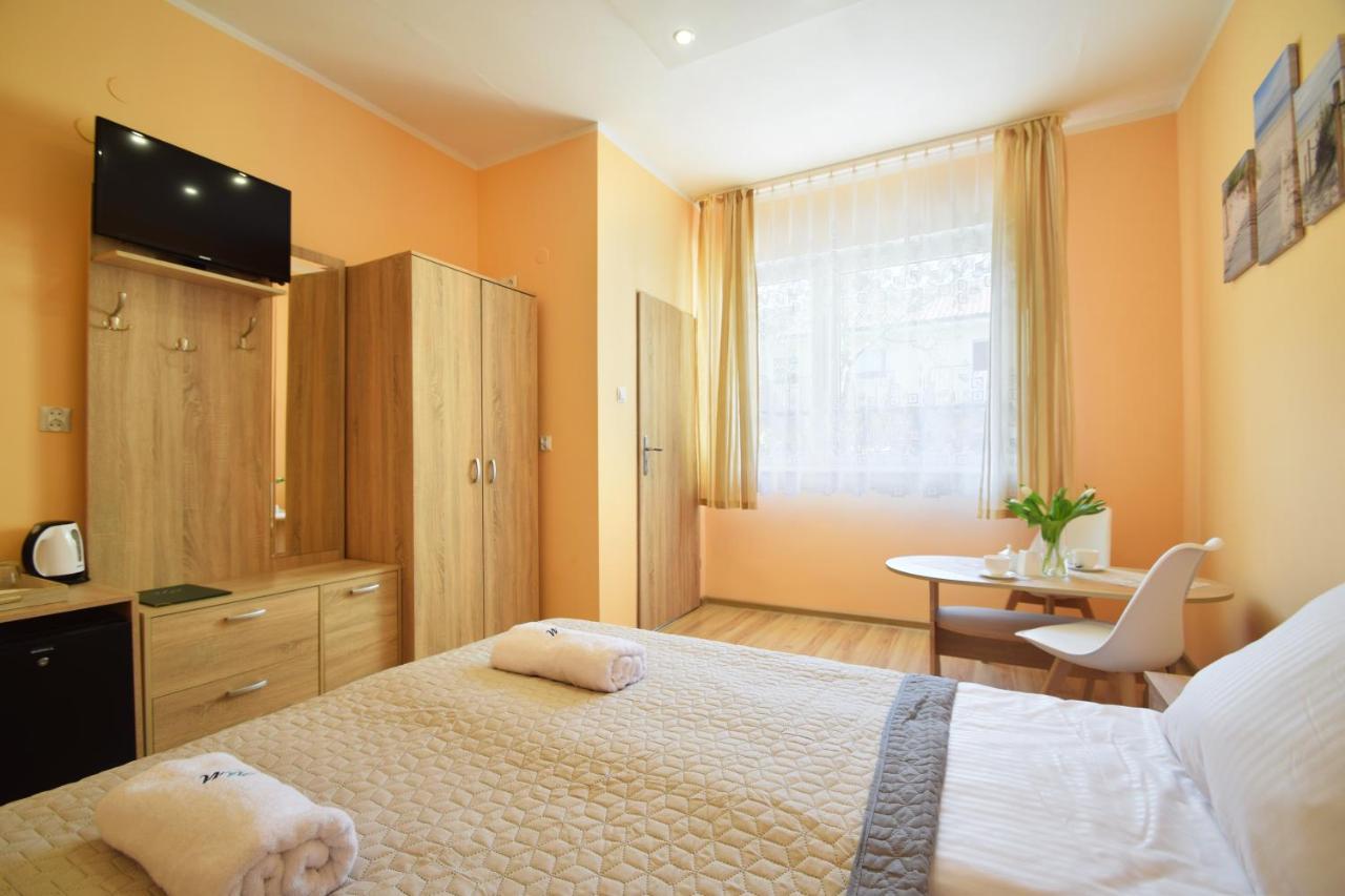U Macieja Hotel Dźwirzyno Buitenkant foto