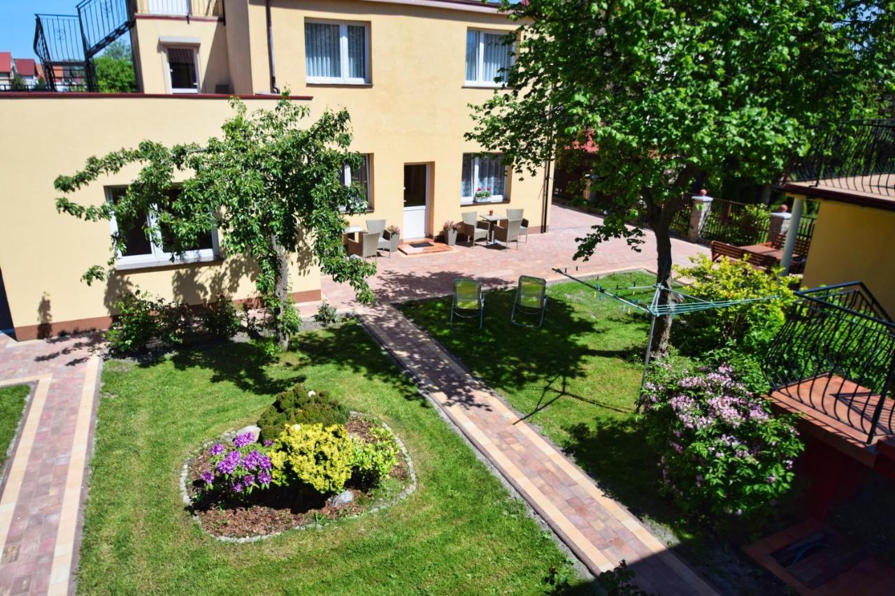 U Macieja Hotel Dźwirzyno Buitenkant foto